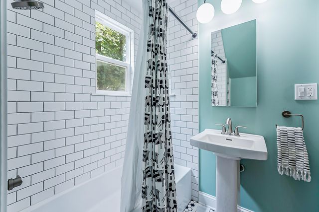 326 S 7th Street, Ann Arbor, MI 48103