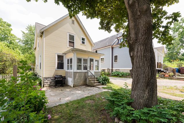 326 S 7th Street, Ann Arbor, MI 48103