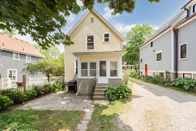 326 S 7th Street, Ann Arbor, MI 48103