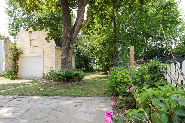 326 S 7th Street, Ann Arbor, MI 48103