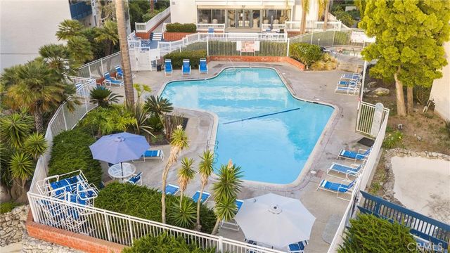 814 Camino Real 203, Redondo Beach, CA 90277
