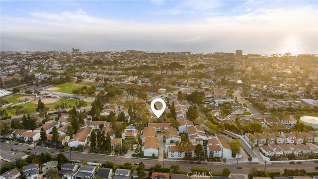 814 Camino Real 203, Redondo Beach, CA 90277