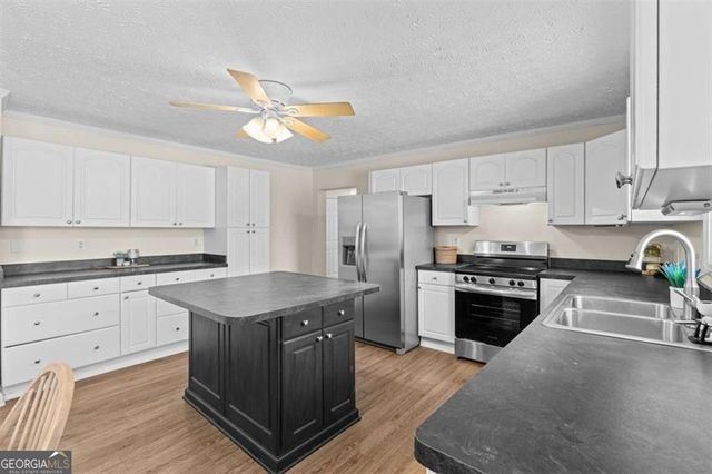 1537 David Lee Street, Acworth, GA 30102