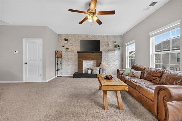 67 Howard Avenue NW, Cartersville, GA 30121