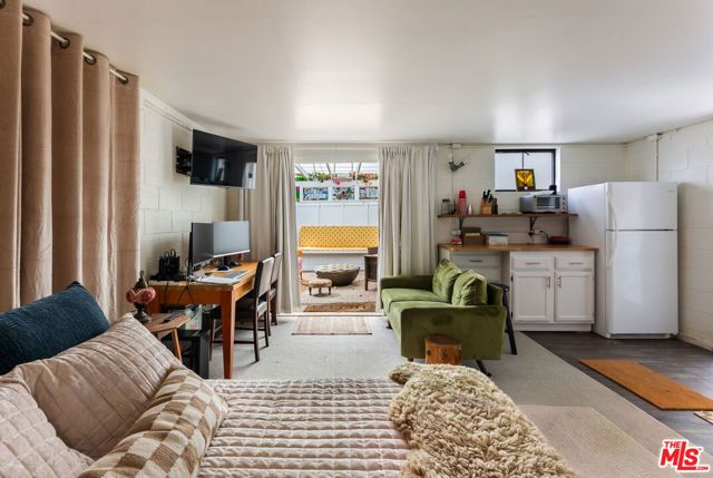 1848 N Oxford Avenue, Pasadena, CA 91104