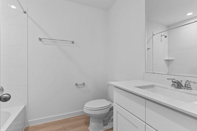 9018 Rose Water Trail, Iowa Colony, TX 77583