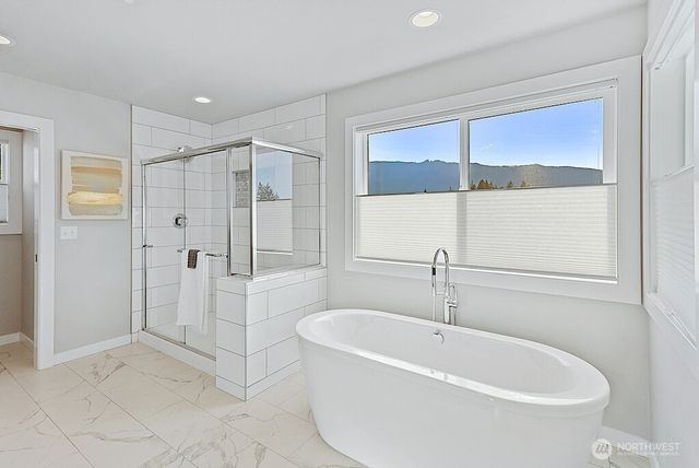 33662 NE 42nd Street, Carnation, WA 98014