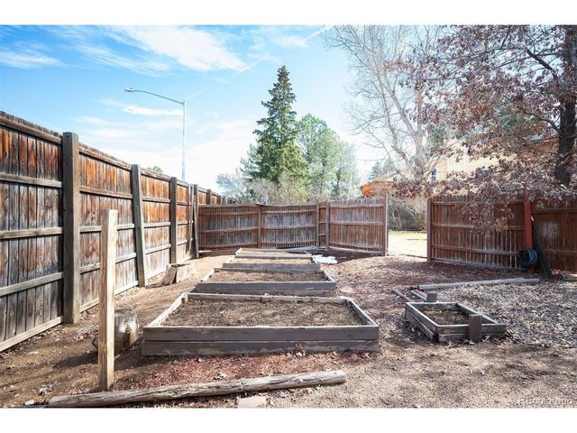 4933 W Radcliff Ave, Denver, CO 80236