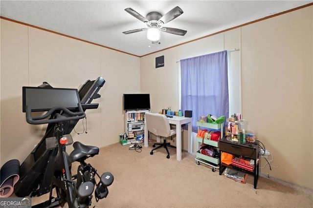 1575 Davis Road W, Fairmount, GA 30139