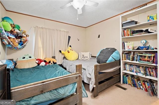 1575 Davis Road W, Fairmount, GA 30139