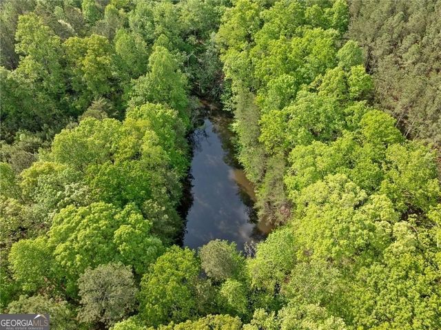 1575 Davis Road W, Fairmount, GA 30139