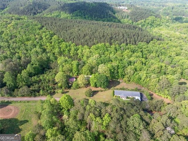 1575 Davis Road W, Fairmount, GA 30139