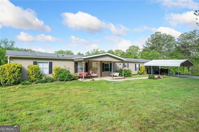 1575 Davis Road W, Fairmount, GA 30139