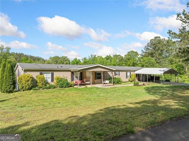 1575 Davis Road W, Fairmount, GA 30139