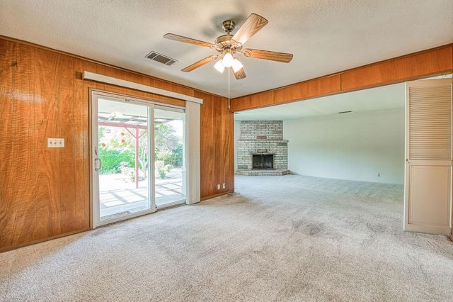3544 E Indianapolis Avenue, Fresno, CA 93726