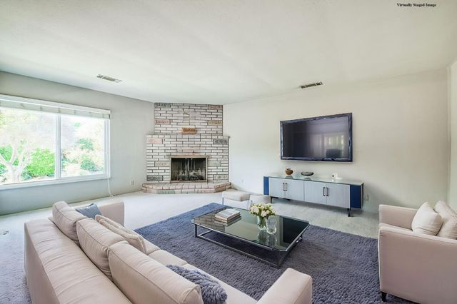 3544 E Indianapolis Avenue, Fresno, CA 93726