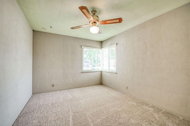 3544 E Indianapolis Avenue, Fresno, CA 93726