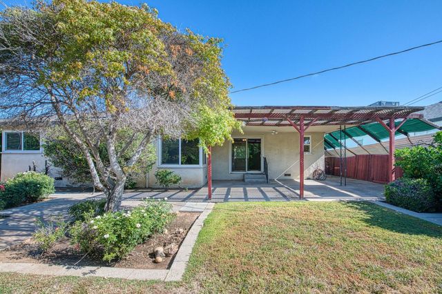 3544 E Indianapolis Avenue, Fresno, CA 93726