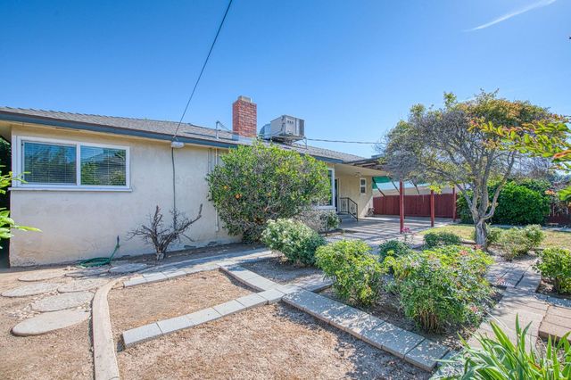 3544 E Indianapolis Avenue, Fresno, CA 93726