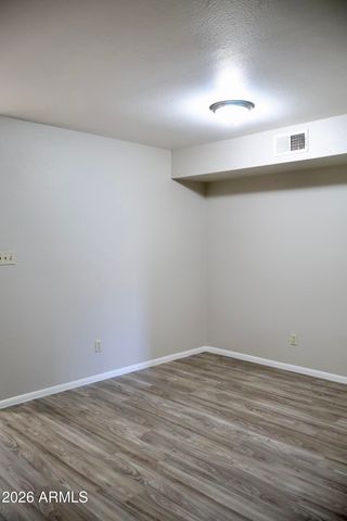 1425 E DESERT COVE Avenue 13, Phoenix, AZ 85020