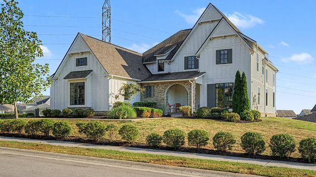 52 Barn St, Mount Juliet, TN 37122
