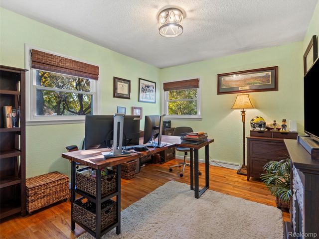 6410 Paramus, Independence Charter Township, MI 48346