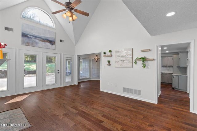 4084 Rebekah Drive, Olive Branch, MS 38654