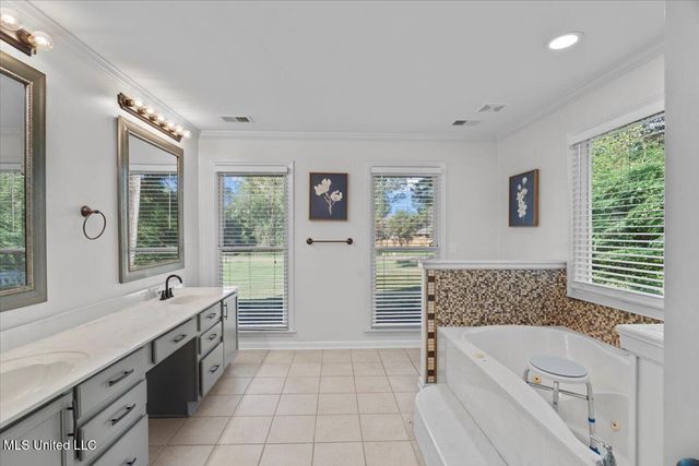 4084 Rebekah Drive, Olive Branch, MS 38654