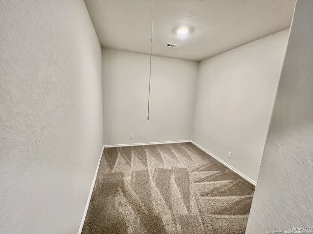 13806 Valley Patch, San Antonio, TX 78254