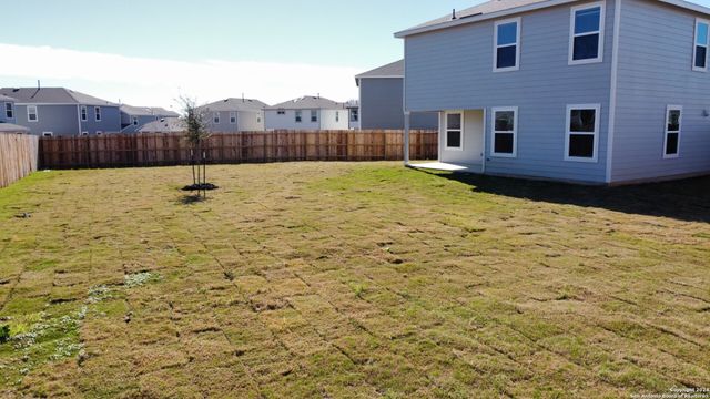 13806 Valley Patch, San Antonio, TX 78254