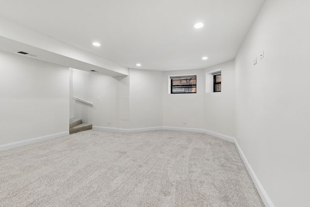 6209 S University Avenue 1, Chicago, IL 60637