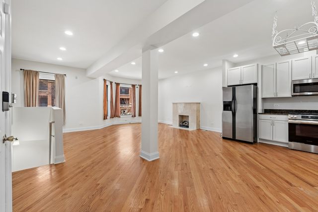 6209 S University Avenue 1, Chicago, IL 60637