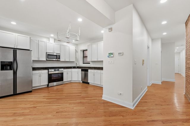 6209 S University Avenue 1, Chicago, IL 60637