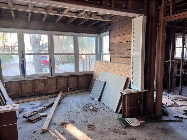 1892 NEVADA AVENUE NE, St Petersburg, FL 33703