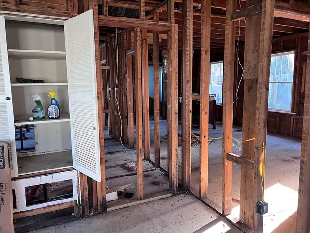 1892 NEVADA AVENUE NE, St Petersburg, FL 33703