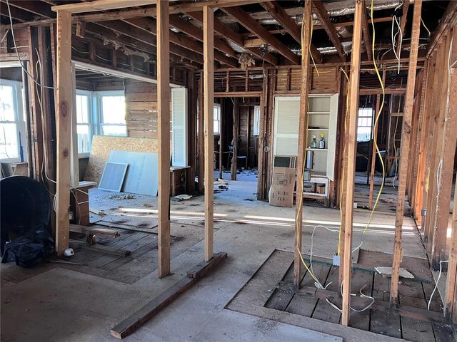 1892 NEVADA AVENUE NE, St Petersburg, FL 33703