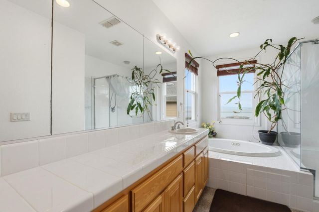 522 Seacliff Place, Richmond, CA 94801