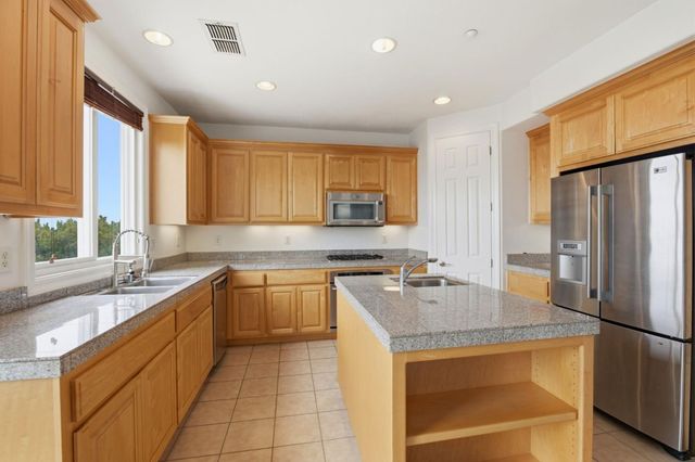 522 Seacliff Place, Richmond, CA 94801