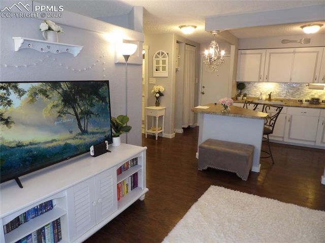 411 Lakewood Circle A306, Colorado Springs, CO 80910