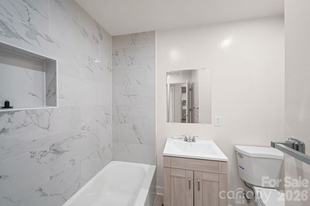 220 Oregon Street, Charlotte, NC 28208