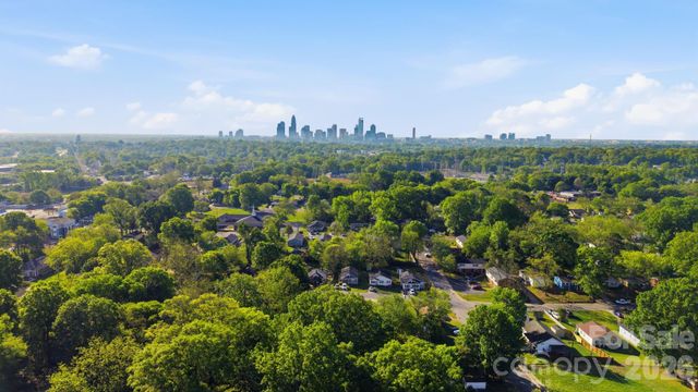 220 Oregon Street, Charlotte, NC 28208