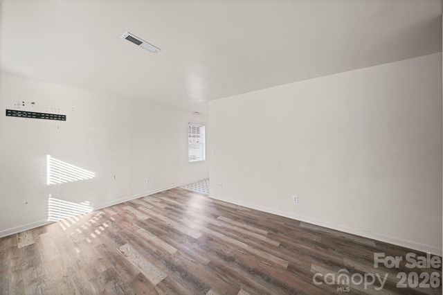 220 Oregon Street, Charlotte, NC 28208