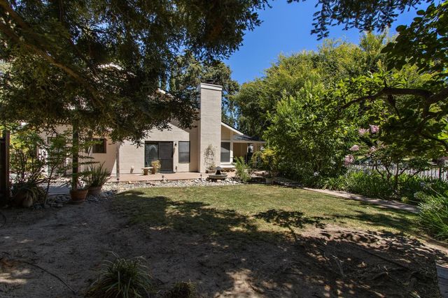 10 Tidewater Ct, Sacramento, CA 95831