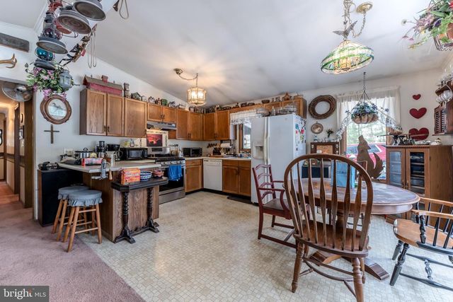 415 WHITE OAK RD, Lehighton, PA 18235