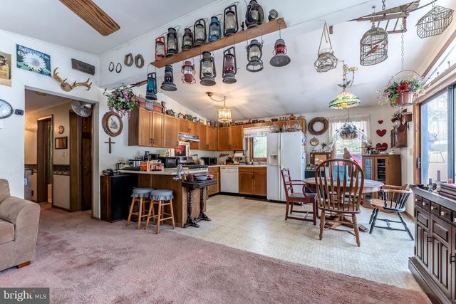 415 WHITE OAK RD, Lehighton, PA 18235