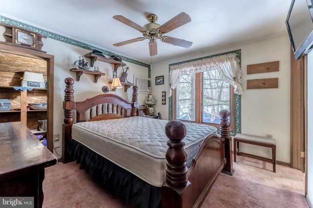 415 WHITE OAK RD, Lehighton, PA 18235