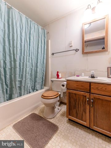 415 WHITE OAK RD, Lehighton, PA 18235