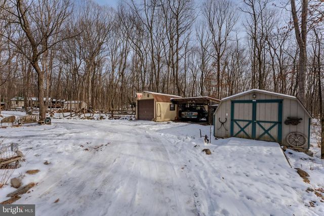 415 WHITE OAK RD, Lehighton, PA 18235