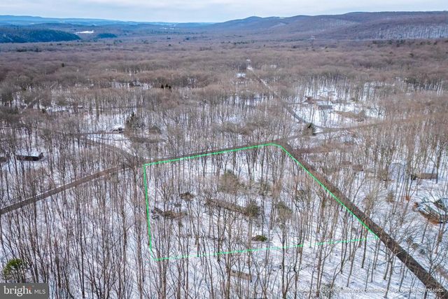 415 WHITE OAK RD, Lehighton, PA 18235