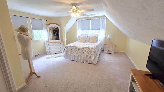 22 Briarfield Road, East Dennis, MA 02641